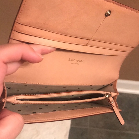 Kate Spade Wallet - Picture 5 of 5